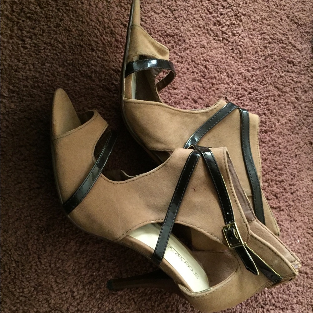 Shoedazzle heels